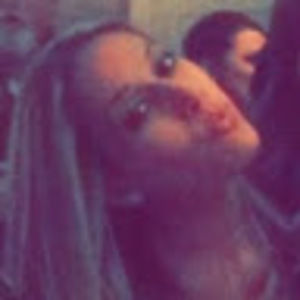 Meet your Posher, Roslyne